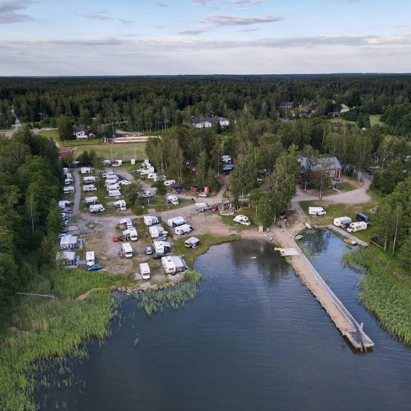 Ilmakuvaa leirintäalueelta.